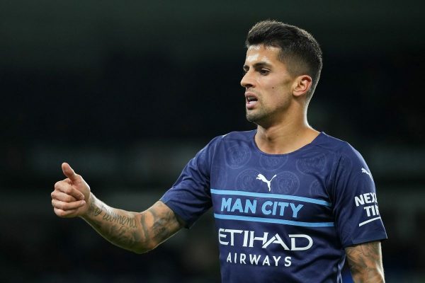 Manchester City are set to extend the contract with Cancelo.